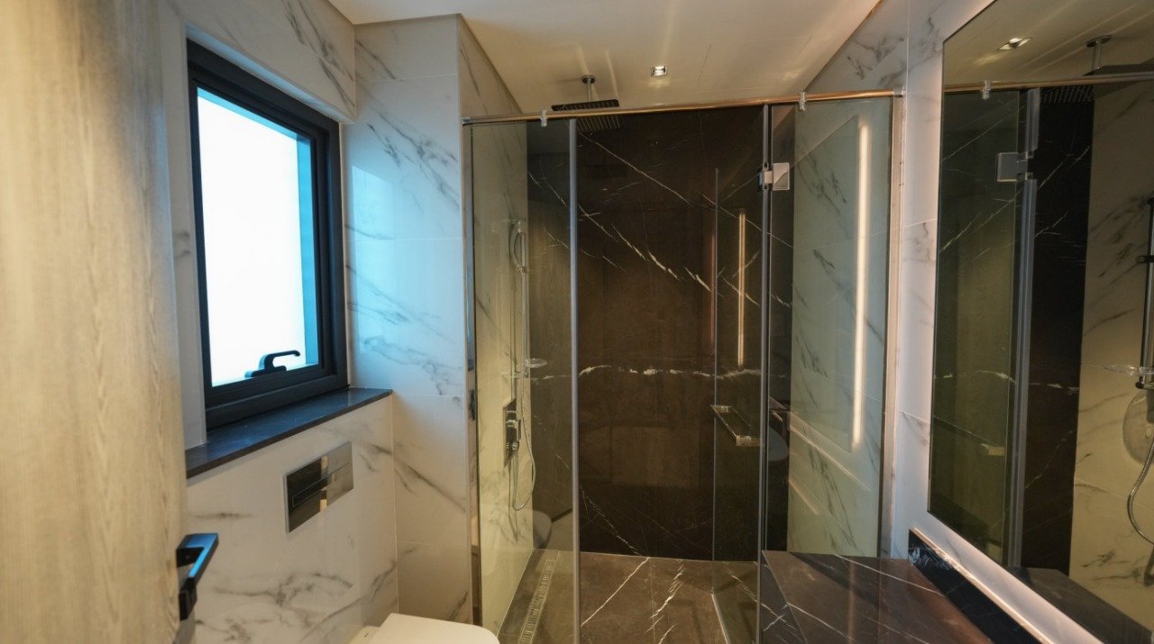 7 Bedroom Villa at Palm Jumeirah full screen image
