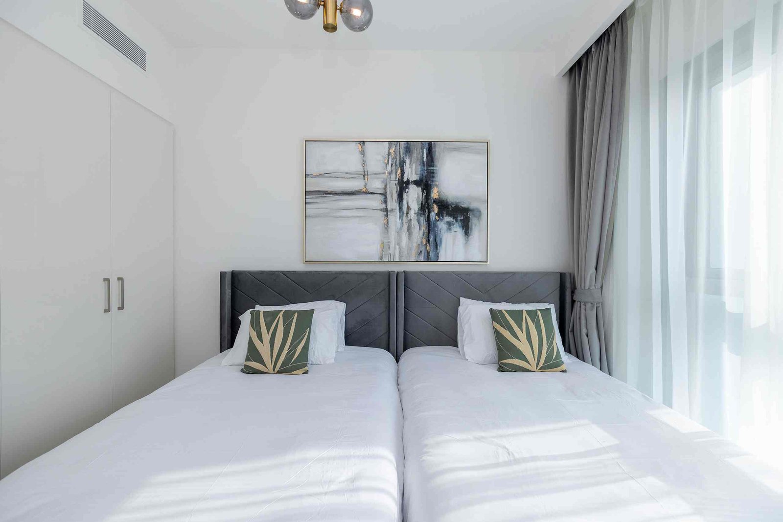 Luxe 3BR APT at downtown views With Burj Views full screen image